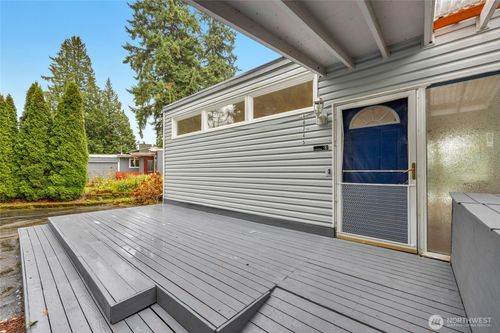 10745 126th Avenue Ne, Kirkland, WA, 98033 | Card Image