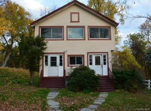 6 Stowe Rd, Peekskill, NY, 10566-2573 | Card Image