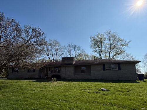 8000 S Hickory Ln, Daleville, IN, 47334-9106 | Card Image