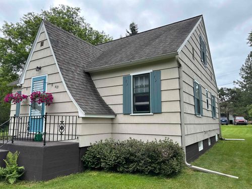 410 Ruby St, Iron River, MI, 49935-2021 | Card Image