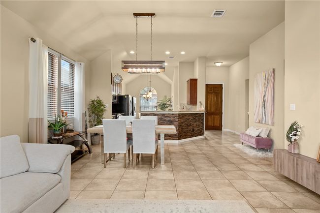 2820 Garnet Ridge Dr, House other with 3 bedrooms, 2 bathrooms and 2 parking in Leander TX | Image 8