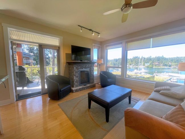 18D - 12849 Lagoon Road, Townhouse with 2 bedrooms, 2 bathrooms and 1 parking in Madeira Park BC | Image 9