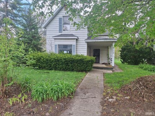 404 W Elm St, Gaston, IN, 47342-8062 | Card Image