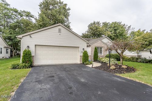 552 Crystal Lake Dr, Holland, OH, 43528-9057 | Card Image