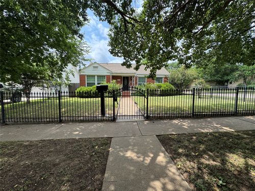 4337 Donnelly Ave, Fort Worth, TX, 76107-5403 | Card Image