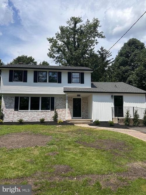 22 E Split Rock Dr, Cherry Hill, NJ, 08003-1331 | Card Image