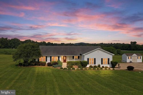 110 Summers Ln, New Market, VA, 22844-3644 | Card Image