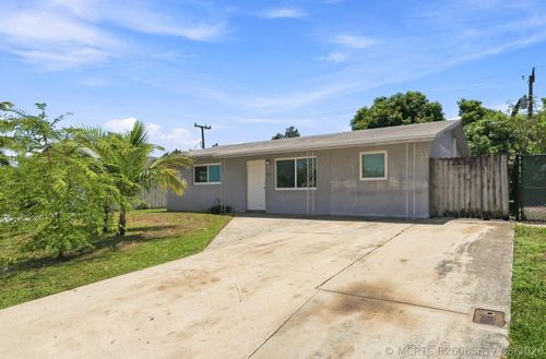 1010 Pine Tree Dr, Lantana, FL, 33462-4408 | Card Image