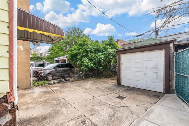 342 E 55 Th St, House other with 4 bedrooms, 2 bathrooms and null parking in New York NY | Image 25