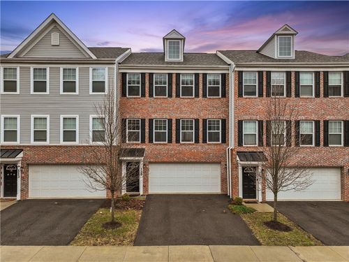 115 Watson Dr, Warrendale, PA, 15086-1101 | Card Image