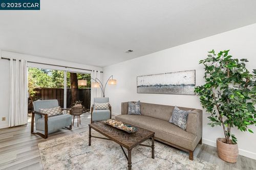 1909 Countrywood Ct, Walnut Creek, CA, 94598-1015 | Card Image