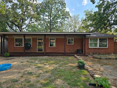 127 Brown St, Hot Springs, AR, 71913-7095 | Card Image