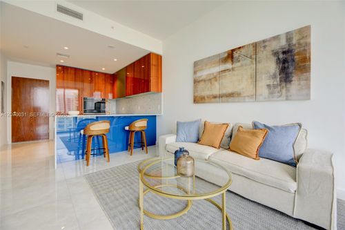 1403-2678 Tigertail Ave, Coconut Grove, FL, 33133 | Card Image