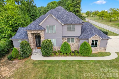 8007 Glen Abbey Cir, Stanley, NC, 28164-1599 | Card Image