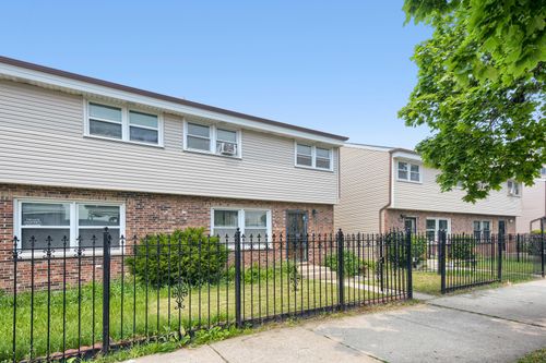 4038 W Washington Blvd, Chicago, IL, 60624-2347 | Card Image