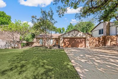 631 Heather Wood Drive, House other with 3 bedrooms, 2 bathrooms and null parking in Grapevine TX | Image 3