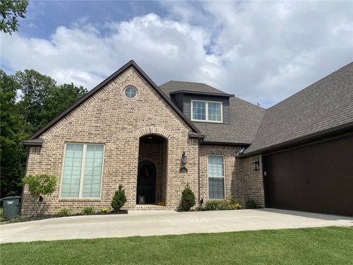186 N Hawkstone Dr, Fayetteville, AR, 72704-5183 | Card Image