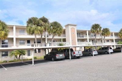 102 - 936 Virginia Street, Condo with 2 bedrooms, 1 bathrooms and null parking in Dunedin FL | Image 2