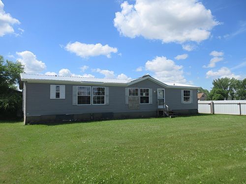 106 Brisbane Ln, Emerado, ND, 58228-4154 | Card Image