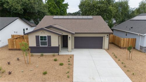 852 Tiffani Way, Oakdale, CA, 95361-2798 | Card Image