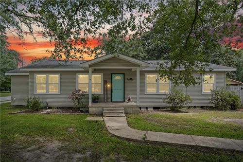 704 3rd Ave, Saraland, AL, 36571-3457 | Card Image
