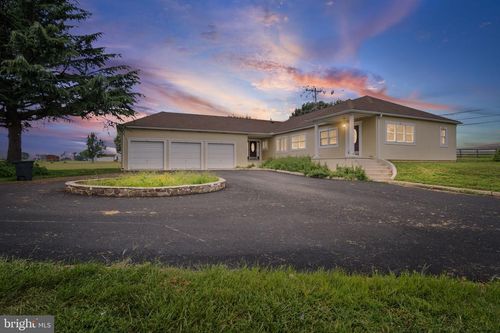 1269 Newark Rd, TOUGHKENAMON, PA, 19374-1033 | Card Image