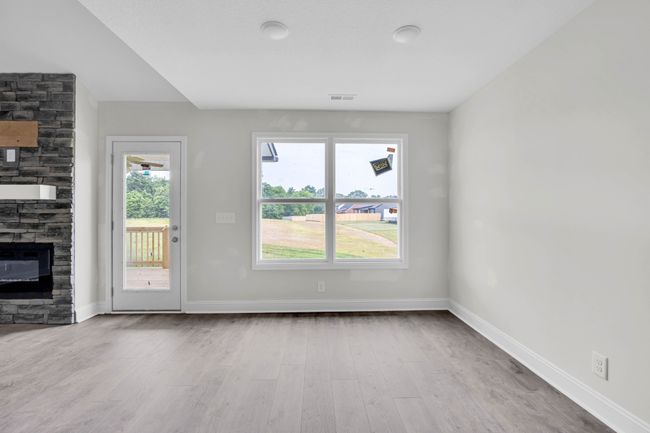497 Herman Dr, House other with 3 bedrooms, 2 bathrooms and 2 parking in Clarksville TN | Image 12