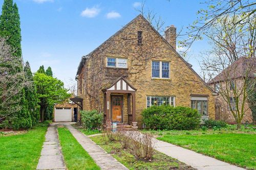 1716 Wayne St, South Bend, IN, 46615-1336 | Card Image