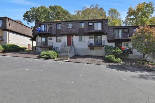 2104 Cherry Hill Dr, Poughkeepsie, NY, 12603-1753 | Card Image