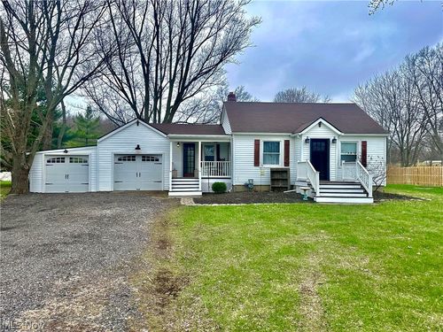 6832 Murray Ridge Rd, Elyria, OH, 44035-1038 | Card Image