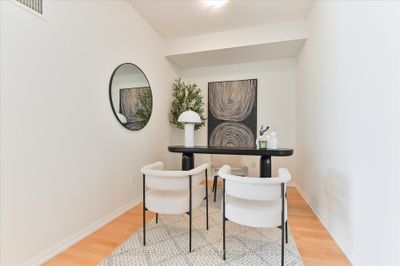 2410 - 37 Grosvenor St, Condo with 1 bedrooms, 1 bathrooms and null parking in Toronto ON | Image 3