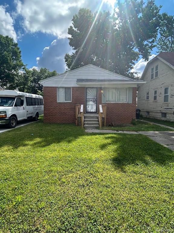 Coyle St, Detroit, MI 48227