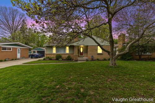 1501 Carlton Ave Ne, Grand Rapids, MI, 49505-5409 | Card Image