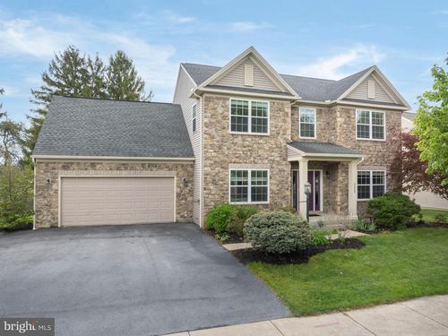 2427 Saratoga Dr, STATE COLLEGE, PA, 16801-2430 | Card Image