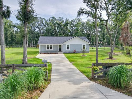 13745 86th Ter, Live Oak, FL, 32060-9013 | Card Image