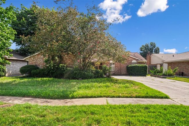18426 Bent Elm Dr, House other with 3 bedrooms, 2 bathrooms and 2 parking in Spring TX | Image 25