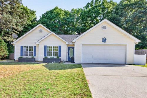 353 Glenmoor Pl, Winder, GA, 30680-8345 | Card Image