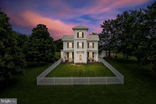 2239 Sixth St, MIDDLETOWN, VA, 22645-9567 | Card Image