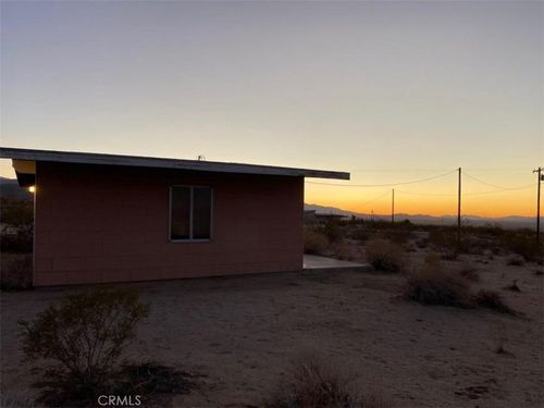 5555 Oleta Rd, Johnson Valley, CA, 92285-2316 | Card Image