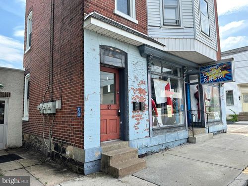 117 Main St, EAST GREENVILLE, PA, 18041-1438 | Card Image