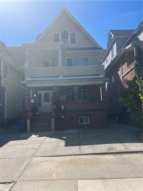 506 Avenue C, Brooklyn, NY, 11218-4010 | Card Image