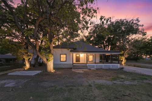 507 2nd St, Moody, TX, 76557-3689 | Card Image