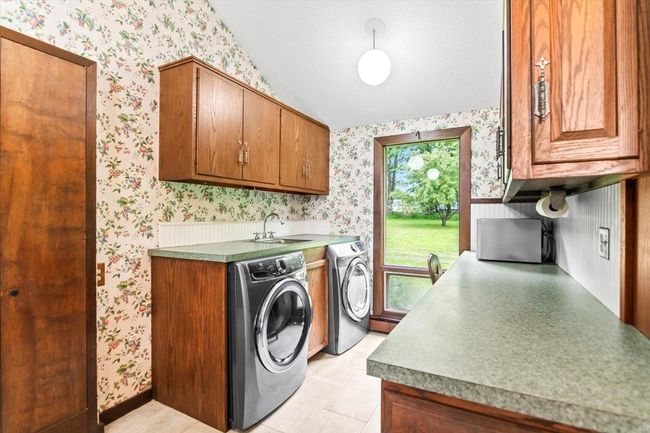 92 Coventry Ln, House other with 4 bedrooms, 3 bathrooms and null parking in Manchestr Ctr VT | Image 25