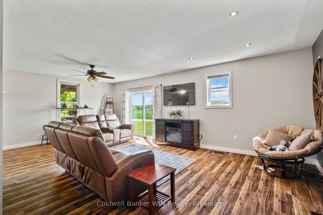 221 Field Rd, House other with 3 bedrooms, 2 bathrooms and 10 parking in Mildmay ON | Image 21