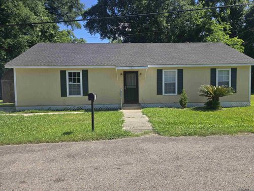1152 Freeman Ln, Port Allen, LA, 70767-5873 | Card Image