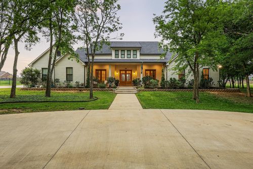 104 Beavers Bend Dr, Gunter, TX, 75058-2570 | Card Image