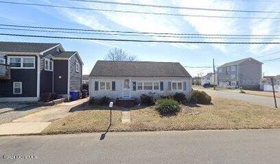 3137 Sterling Street, House other with 2 bedrooms, 1 bathrooms and null parking in Toms River NJ | Image 1