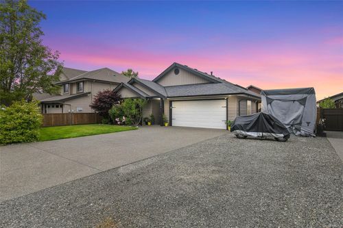 2664 Rydal Ave, Cumberland, BC, V0R1S0 | Card Image
