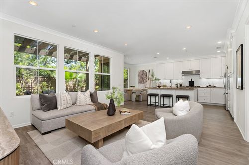 275 Rodeo, Irvine, CA, 92602-1801 | Card Image