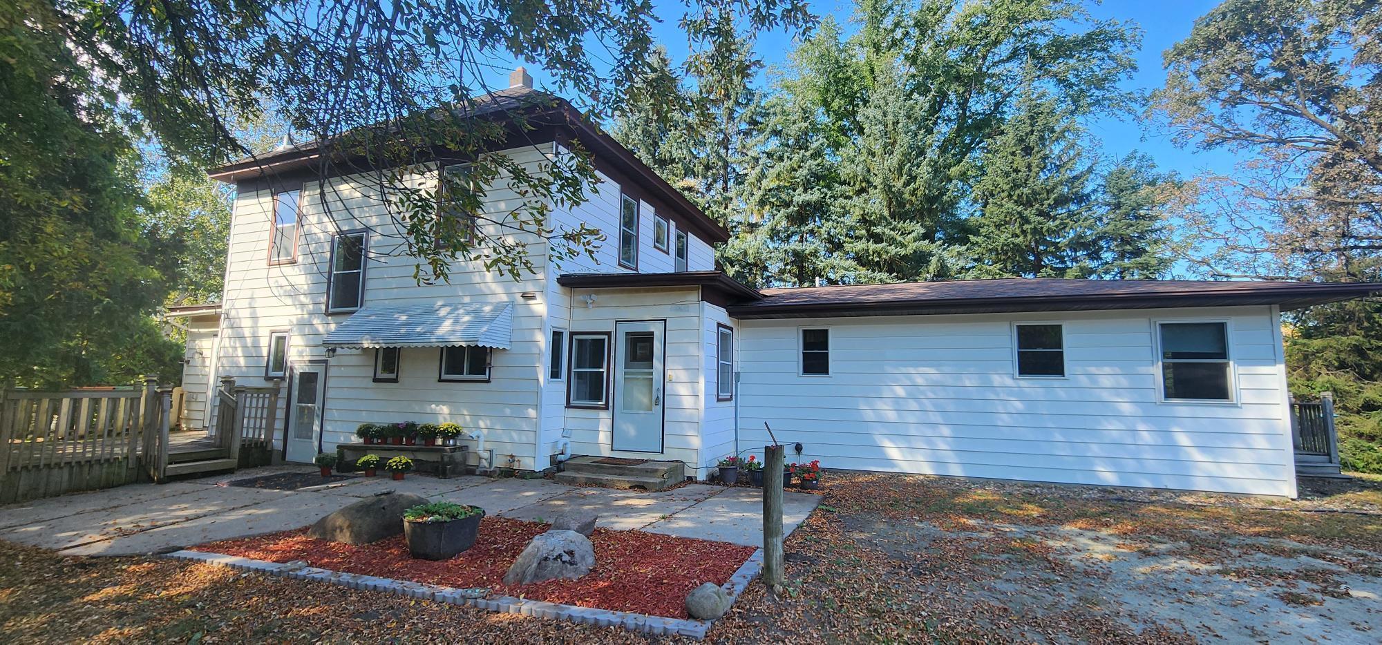 Crystal Lake Trl, Faribault, MN 55021